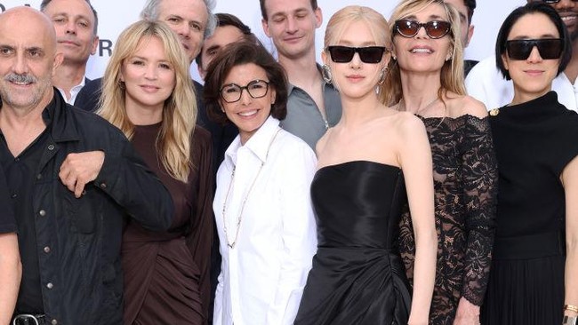 “Itu cuma LBD (little black dress) apanya yang stylsih,” kritik netizen lainnya. Foto: Getty Images/Pascal Le Segretain