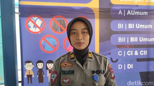 Satpas Polresta Denpasar melalui Kasubdit 3 Regident Polresta Denpasar Iptu Cut Yulliasmi, Senin (1/7/2024). (Ahmad Firizqi Irwan)