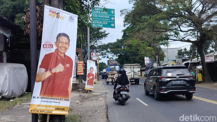 Banner Pj Wali Kota Malang Wahyu Hidayat bertebaran di Kota Malang