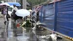 Bunga Duka Iringi Lokasi Tabrakan Maut di Seoul