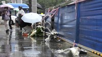 Mengutip AFP, Selasa (2/7/2024), ada enam korban jiwa di tempat kejadian. Sementara tiga lainnya dinyatakan meninggal setelah dilarikan ke rumah sakit.  