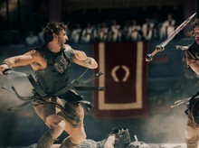 Cuplikan Perdana Gladiator II, Duel Paul Mescal vs Pedro Pascal Cuplikan Perdana Gladiator II, Duel Paul Mescal vs Pedro Pascal