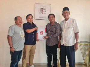 Usai Direkom PKB, Abdul Ghofur Terima Surat Tugas PSI untuk Pilbup Lamongan