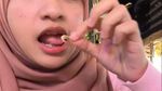 Seru! Ini Gaya Kuliner Halda Rianta Saat Ngopi dan Jajan di Korea