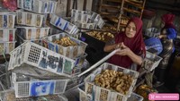 Kenaikan harga ini terjadi karena dampak dari menguatnya dolar AS terhadap rupiah.