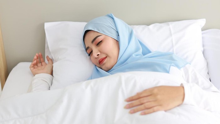 Ilustrasi Muslim Tidur