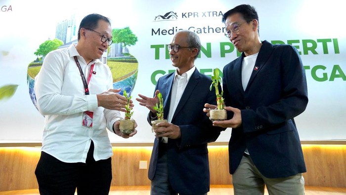 CIMB Niaga terus menghadirkan program pembiayaan hijau, salah satunya melalui Kredit Pemilikan Rumah (KPR) Hijau atau Green Mortgage.
Inisiatif ini sejalan dengan komitmen CIMB Niaga sebagai bank yang aktif mengimplementasikan sustainability (keberlanjutan) di Indonesia.