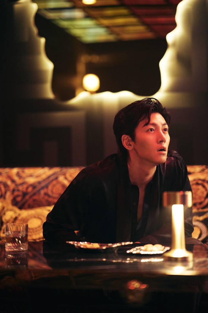 Penampilan Ji Chang Wook dalam film Revolver (2024).