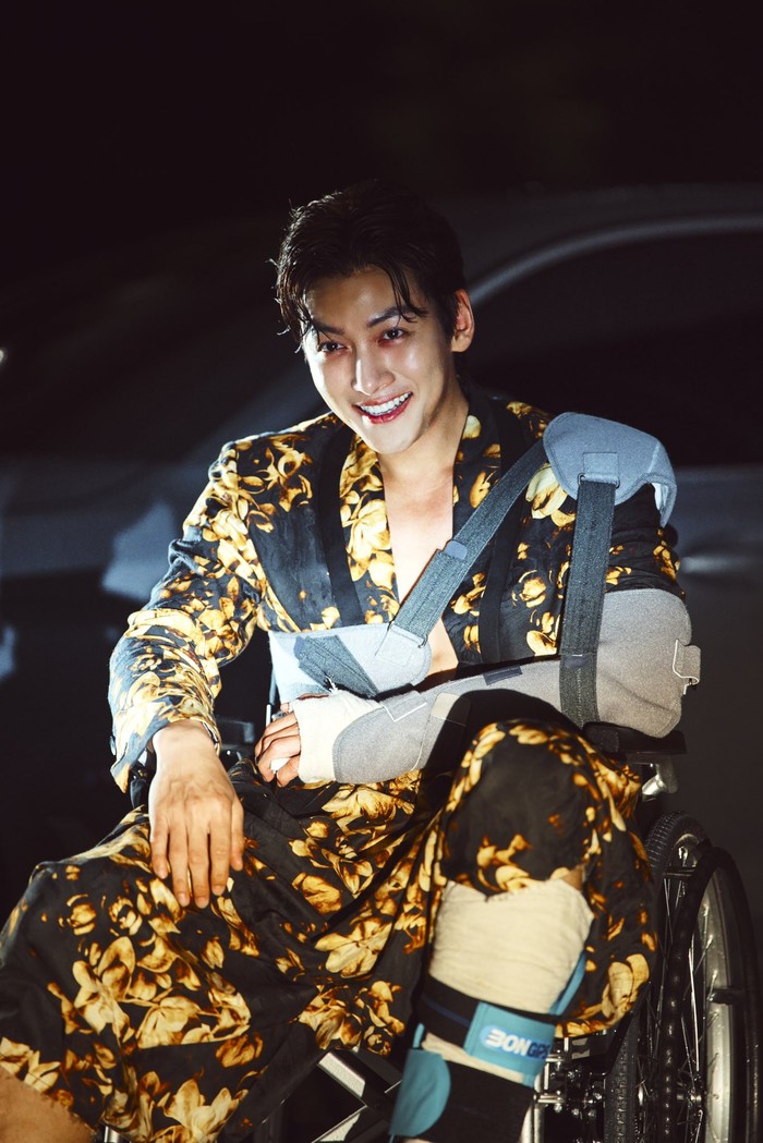 Penampilan Ji Chang Wook dalam film Revolver (2024).
