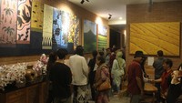 Hal inilah yang menjadi alasan Kie Art Project mengusung kembali lukisan-lukisan Mooi Indie melalui sebuah pameran seni. Bekerja sama dengan Batik Hadipriyanto, Kie Art Project membangkitkan kembali aliran seni lukis ini dengan kombinasi teknik dan pewarnaan yang lebih modern.