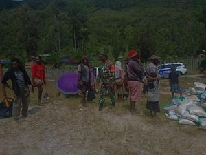 1.883 Warga Pengungsi Teror KKB di Paniai Sudah Kembali ke Rumah