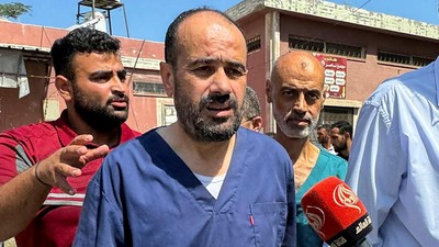 Potret Direktur RS Al-Shifa Gaza Usai Dibebaskan Israel, Ngaku Disiksa