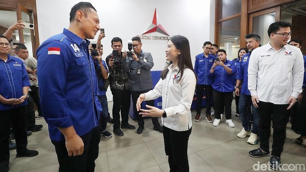 Potret Petinggi Partai Perindo Sambangi AHY di Markas Demokrat