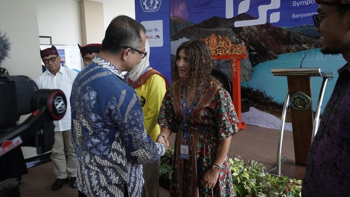 Sejumlah peneliti lokal maupun global berminat untuk meneliti Ijen Geopark di Banyuwangi.