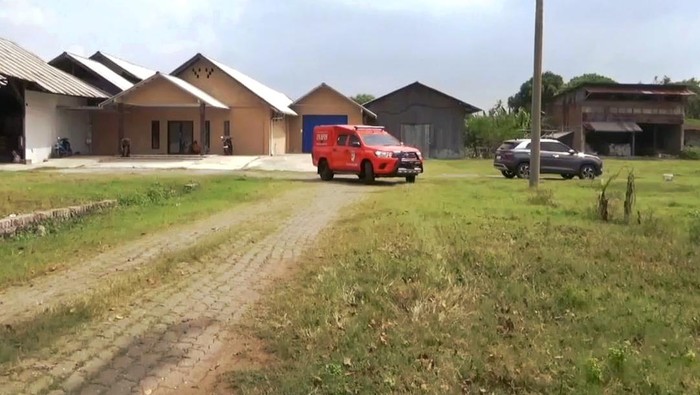 Suasana Pabrik pupuk cair di Rengasdengklok Karawang
