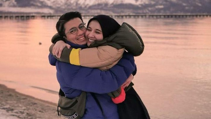 Zaskia Sungkar dan Irwansyah