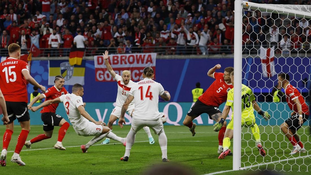 Turki unggul 1-0 atas Austria di babak pertama 16 besar Euro 2024 (Foto: REUTERS/Heiko Becker)
