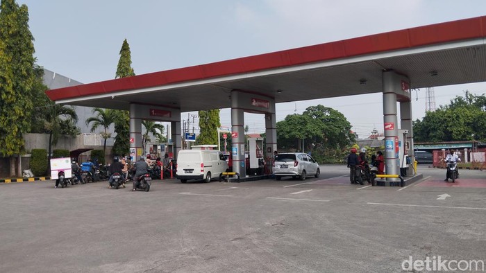 Kejadian Mengejutkan: Pengemudi Mobil Kabur Usai Mengisi Pertamax Senilai Setengah Juta di SPBU Bekasi