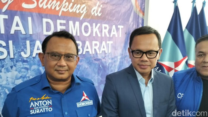 Bima Arya saat menyambangi Kantor DPD Partai Demokrat Jabar
