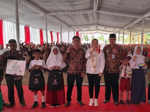 Sambang Warga Desa Krajan, Bupati Klaten Resmikan TPS 3R