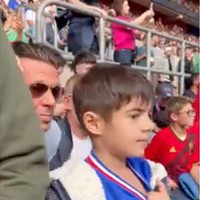 Selain ketampanan Quenzino, ketampanan sang adik, Zenecka Acana Naif juga tak kalah bikin salfok. Lahir pada 25 September 2018, Zenecka kini berusia 5 tahun. Foto: Instagram/@carissa_puteri