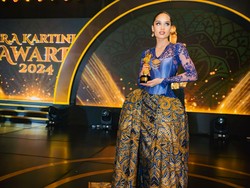 7 Gaya Cinta Laura Jadi Kartini Masa Kini, Pakai Gaun Kebaya