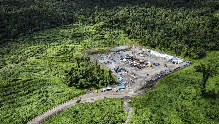 Guna memenuhi ketersediaan energi nasional, Pertamina EP Papua Field terus menggali dan mencari tambahan cadangan produksi minyak dan gas bumi (migas) yang berkelanjutan.