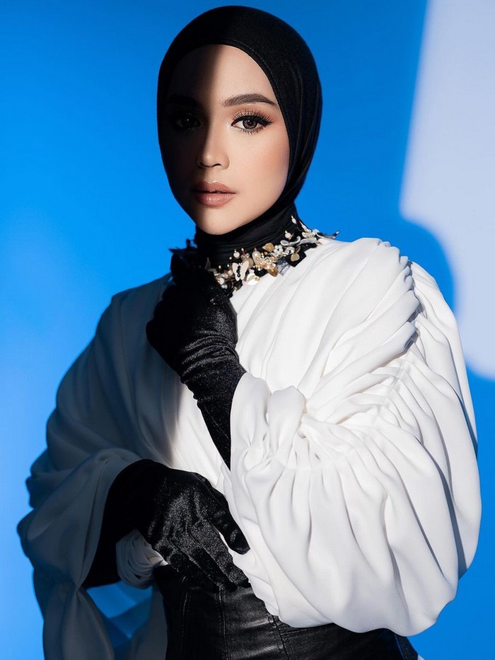Gaya hijab Ria Ricis Gaya hijab Ria Ricis