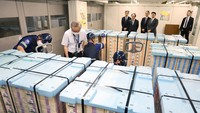Otoritas mata uang berencana untuk mencetak sekitar 7,5 miliar lembar uang kertas dengan desain baru hingga akhir tahun fiskal ini. Mereka akan menambah sekitar 18,5 miliar lembar uang kertas senilai 125 triliun yen yang telah beredar hingga Desember 2023.  