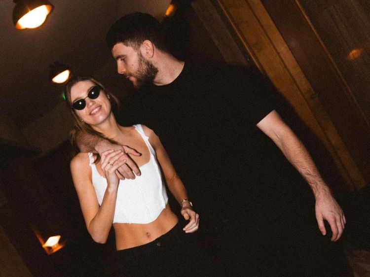Potret Luna Bijl, Model yang Bobol Hati Kiper Timnas Marten Paes