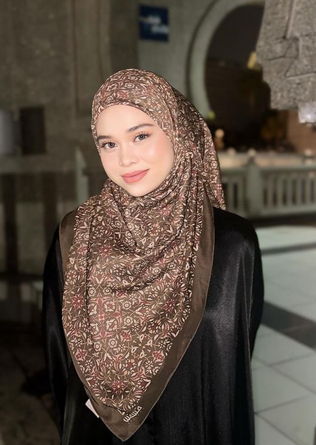 Sempat heboh dan memanas, namun akhirnya Misya menerima dengan lapang dada bahwa suaminya berpoligami dengan Marissa.Foto: dok. Instagram/@umisyamazlan