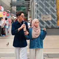 Wanita 25 tahun itu masih kerap mengabadikan momen kemesraannya dengan sang suami di Instagramnya. Foto: dok. Instagram @umisyamazlan