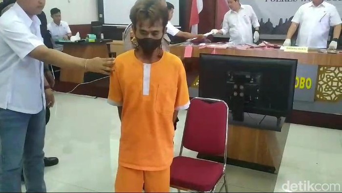 Mudiman (35), suami yang bunuh istrinya lalu dibuang ke Waduk Wadaslintang, Wonosobo.