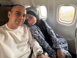 Gaya Nagita Slavina Pakai Piyama Seharga Motor Hadiri Acara di Jogja