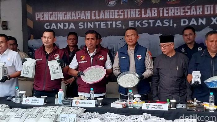 Pabrik Ganja Sintetis di Kota Malang