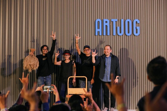 Pembukaan ARTJOG 2024 yang berlangsung di Jogja National Museum (JNM) pada 28 Juni 2024. Pembukaan ARTJOG 2024 yang berlangsung di Jogja National Museum (JNM) pada 28 Juni 2024.