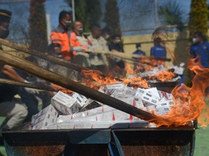 Cukai Batal Naik, Pemberantasan Rokok Ilegal Harus Digencarkan