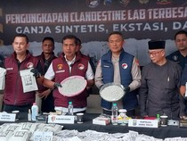 Rumah Tempat Ganja Sintetis Diproduksi Pabrik Narkoba Terbesar di Indonesia