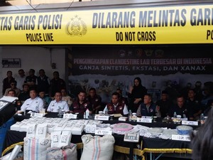 Pabrik Narkoba Kota Malang Pasarkan Produknya via Medsos dan e-Commerce