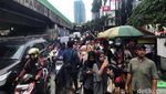 Pohon Tumbang Juga Terjadi di Jalan Tendean Jaksel, Ini Potretnya