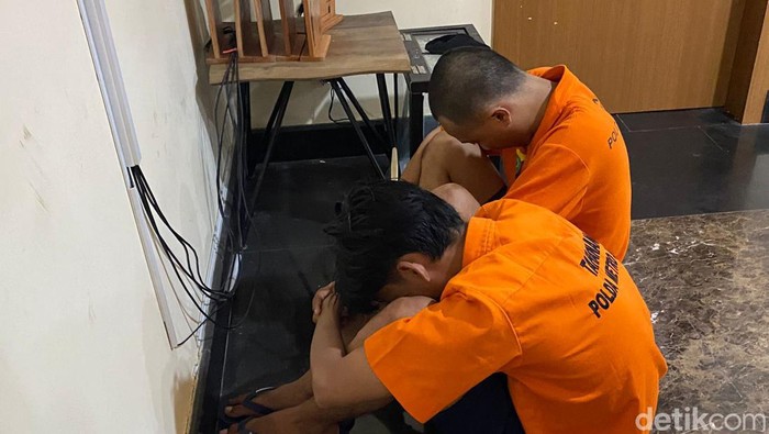 Polisi merilis kasus duo jambret viral di CFD Sudirman, Jakarta Pusat, yang terjadi pada Minggu, 16 Juni 0224 pagi.