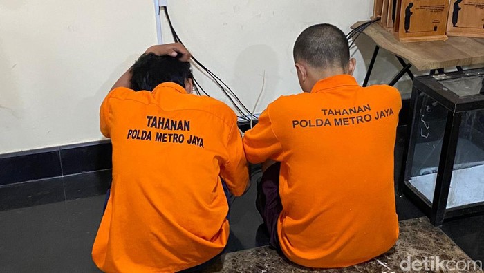 Polisi merilis kasus duo jambret viral di CFD Sudirman, Jakarta Pusat, yang terjadi pada Minggu, 16 Juni 0224 pagi.