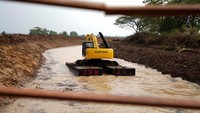 Kali Saradan merupakan jalur air penting bagi para petani untuk mengaliri sawah yang ada disekitar kawasan tersebut.
