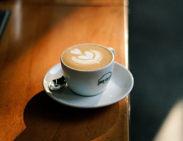 5 Kafe Ini Punya Racikan Magic Coffee yang Rasanya Pekat Mantap!
