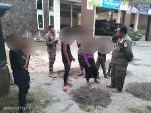 7 Anjal di Lamongan Digaruk Satpol PP, Ada yang dari Jabar hingga Jateng