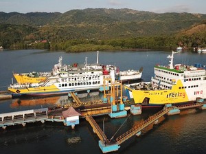 Jumlah Penumpang Saat Libur Natal di Pelabuhan Lembar Turun 10 Persen