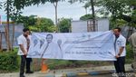 Aksi Bela Prof BUS di Unair Surabaya
