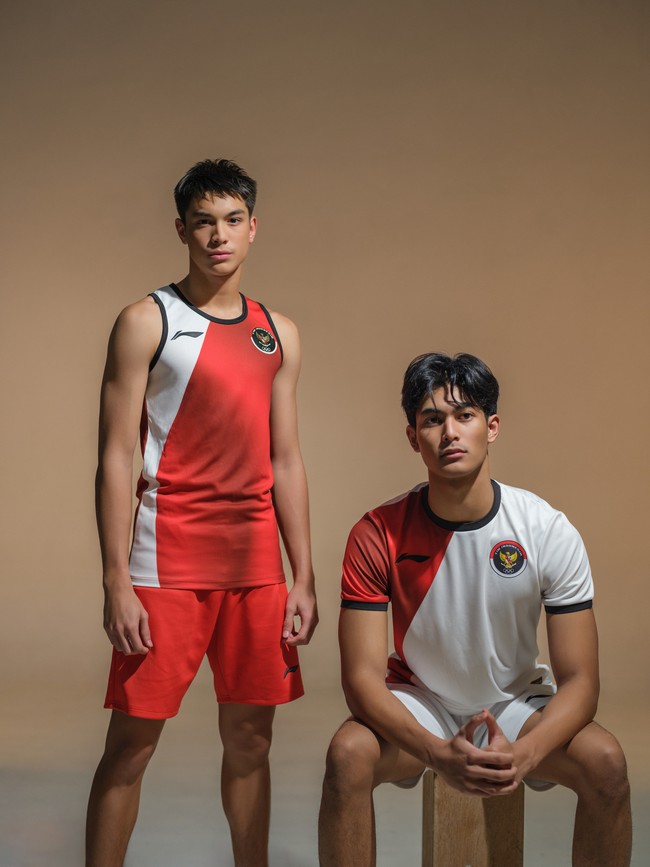 Kampanye Jersey Merah-Putih yang diabadikan fotografer Davy Linggar turut melibatkan dua anak selebriti kenamaan. Ada Eddy Meijer, putra semata wayang Maudy Koesnaedi, serta Marciano Reynard, anak Diah Permatasari. (Foto: Dok. DAVY LINGGAR)