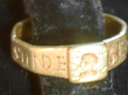 10 Temuan Arkeologi Kuno yang Diyakini Terkutuk