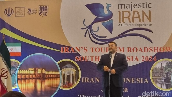 Duta Besar Republik Islam Iran, Mohammad Boroujerdi.